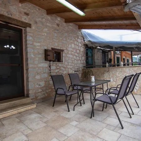Διαμέρισμα Cozy House *