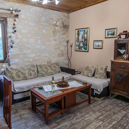 Διαμέρισμα Cozy House