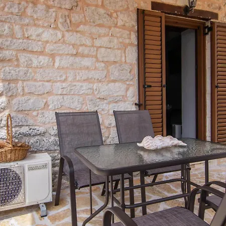 Διαμέρισμα Cozy House *